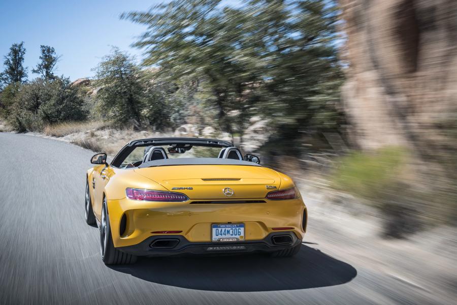  Mercedes-AMG GT C Roadster 2016 года  (WW) (фото 12 из 50)